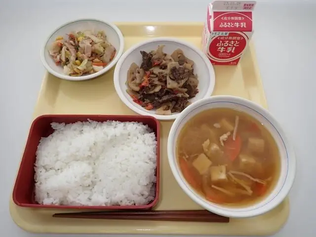 写真:10月30日(月曜)給食