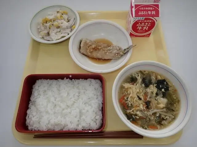 写真:11月6日(月曜)給食