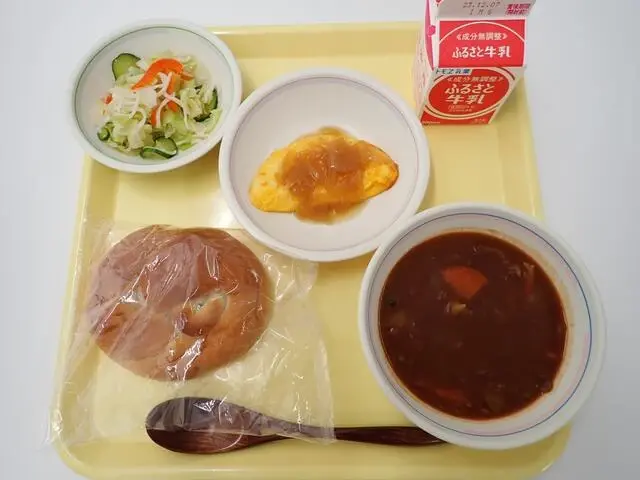 写真:11月27日(月曜)給食