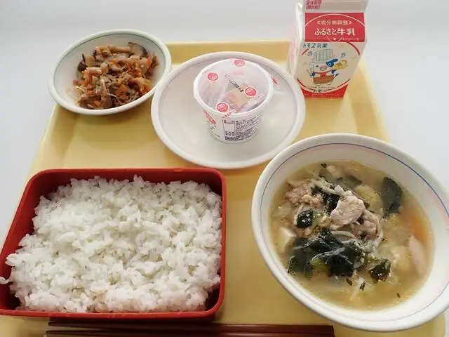 写真:11月21日(火曜)給食