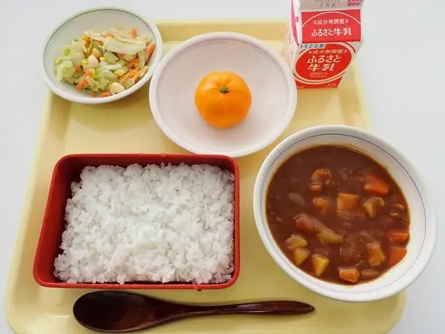 写真:12月1日(金曜)給食