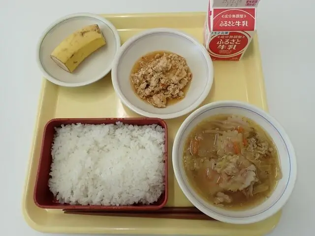 写真:12月6日(水曜)給食
