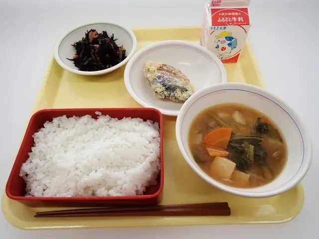 写真:12月5日(火曜)給食