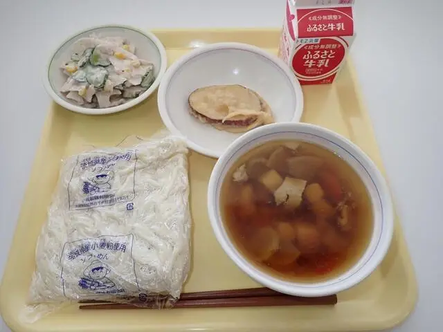 写真:10月13日(金曜)給食