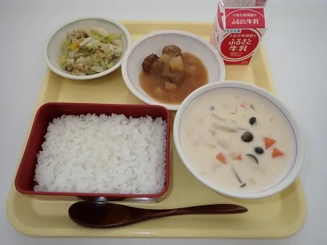 写真:10月16日(月曜)給食