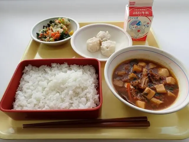 写真:10月31日(火曜)給食