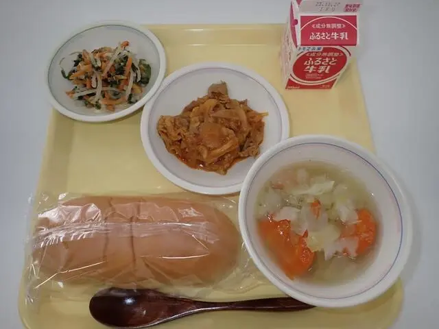写真:11月15日(水曜)給食