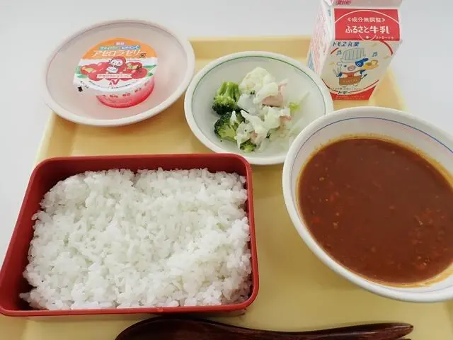 写真:11月13日(月曜)給食
