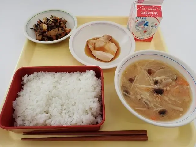 写真:11月14日(火曜)給食