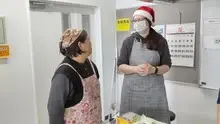 写真：ドイツの文化について会話する様子