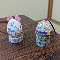 きれいに飾った卵
