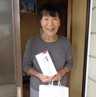 写真:敬老記念品配布の様子2
