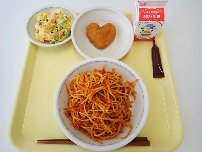 写真:2月15日(木曜)給食
