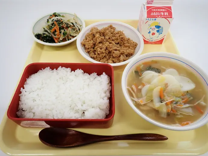 写真:2月22日(木曜)給食
