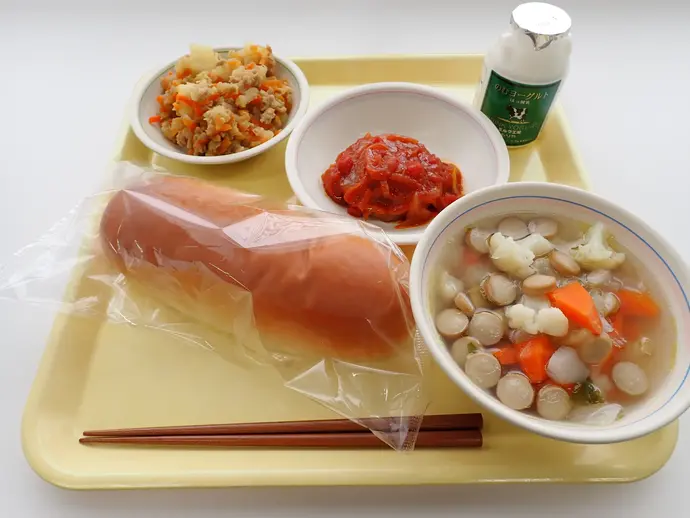 写真:3月5日(火曜)給食
