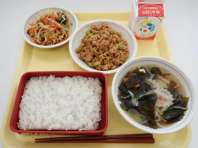 写真:3月18日(月曜)給食