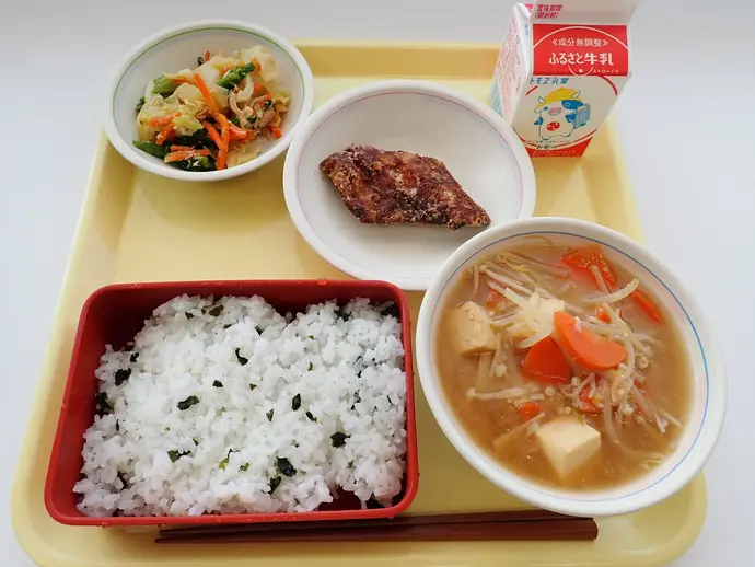 写真:3月4日(月曜)給食