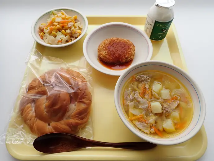 写真:4月23日(火曜)給食