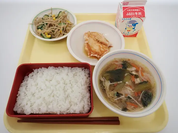 写真:4月8日(月曜)給食