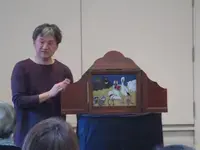 写真:紙芝居実演の様子