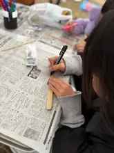 竹とんぼを作成してる様子