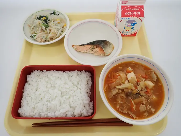 写真:5月13日(月曜)給食