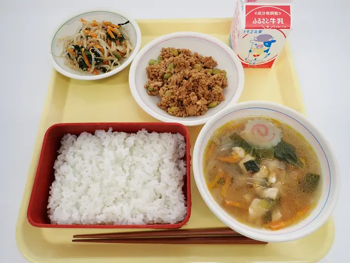 写真:5月27日(月曜)給食