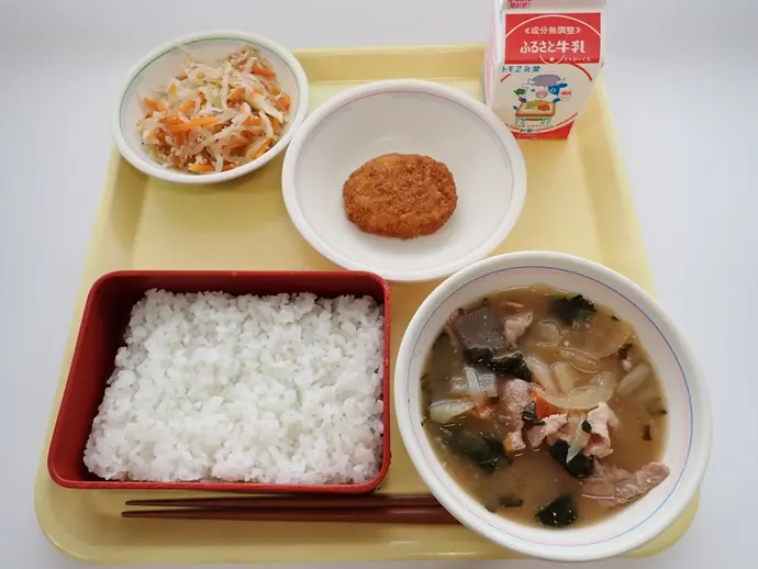 写真:5月1日(水曜)給食