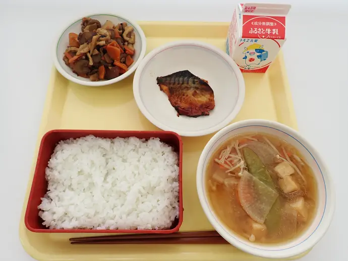 写真:5月8日(水曜)給食