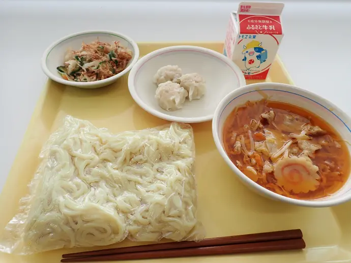 写真:5月9日(木曜)給食