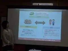 写真:報告会2
