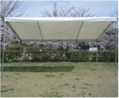 購入したステージ用屋根の写真