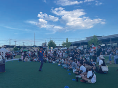 夏祭りのステージの様子