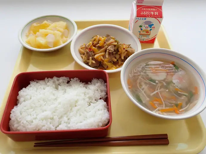 写真:7月4日(木曜)給食