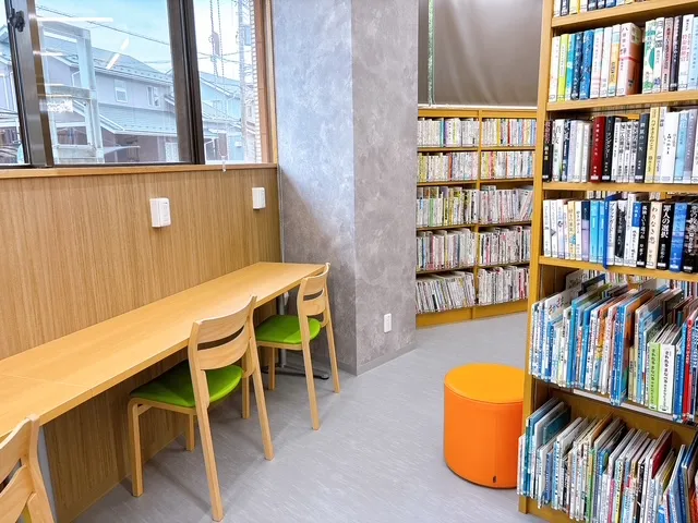 閲覧席の写真