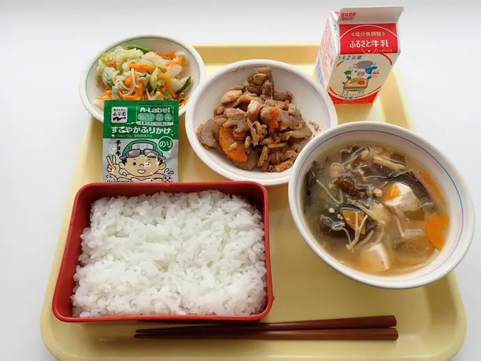 写真:10月3日(木曜)給食