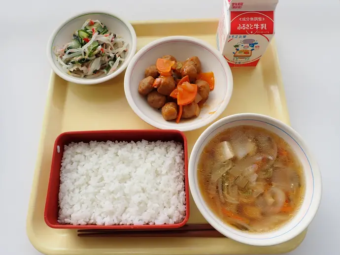 写真:10月21日(月曜)給食