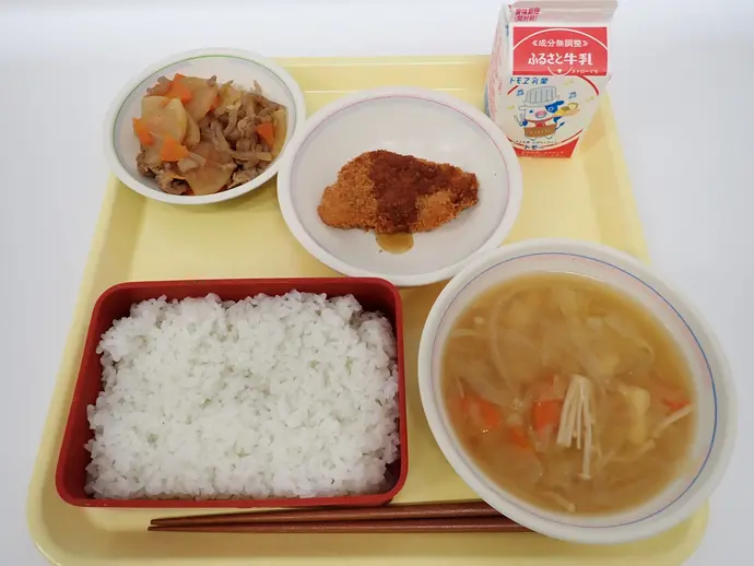 写真:10月28日(月曜)給食