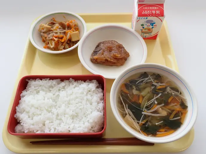 写真:10月2日(水曜)給食