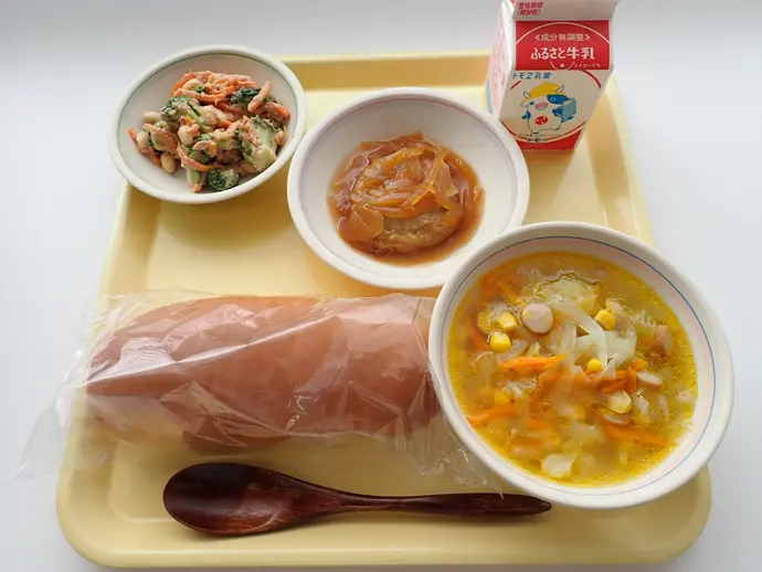 写真:10月4日(金曜)給食