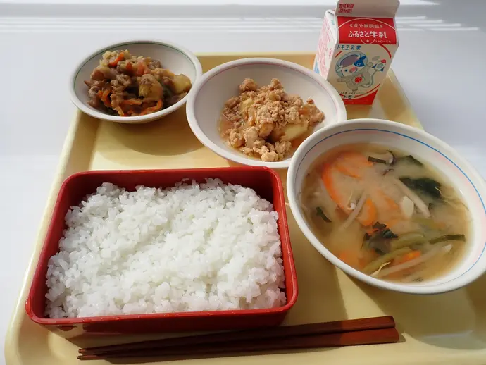 写真:10月22日(火曜)給食