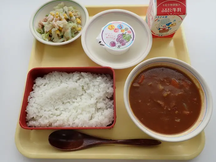 写真:10月29日(火曜)給食