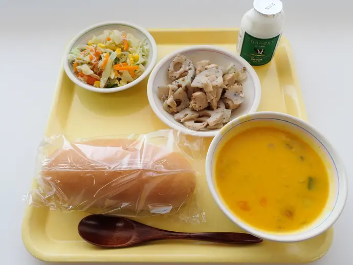 写真:10月2日(水曜)給食