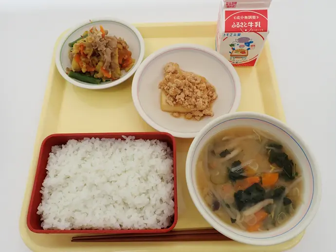 写真:10月7日(月曜)給食