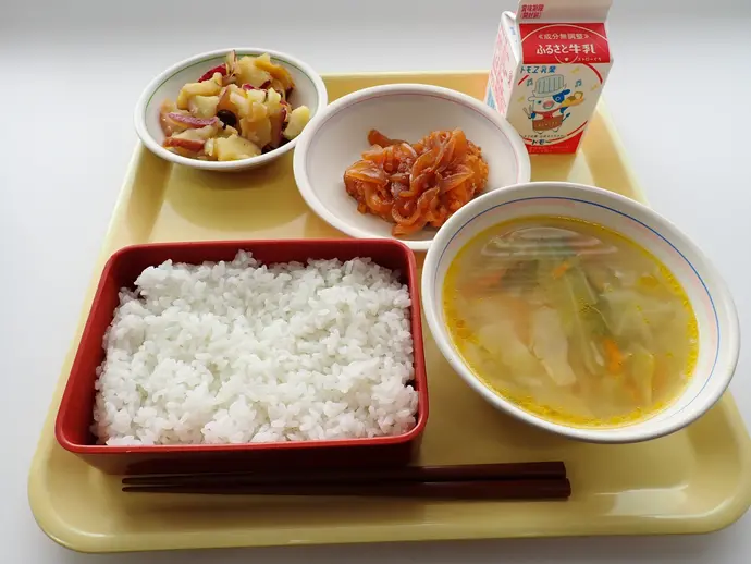 写真:10月24日(木曜)給食