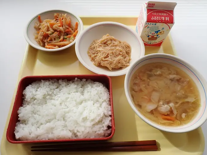 写真:11月1日(金曜)給食