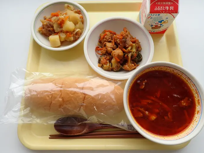 写真:11月5日(火曜)給食