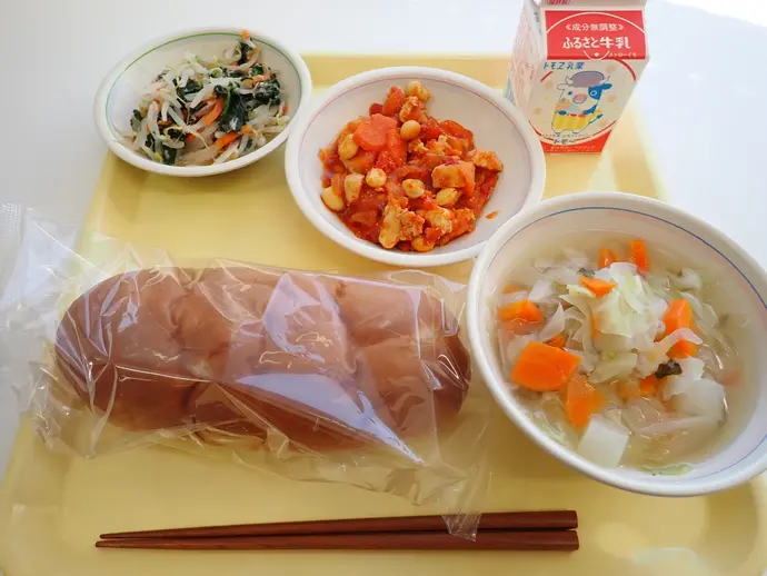 写真:11月19日(火曜)給食