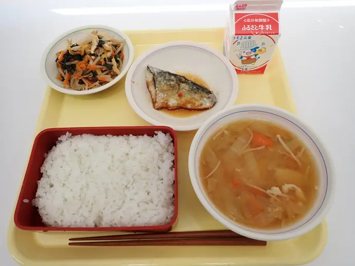 写真:11月22日(金曜)給食