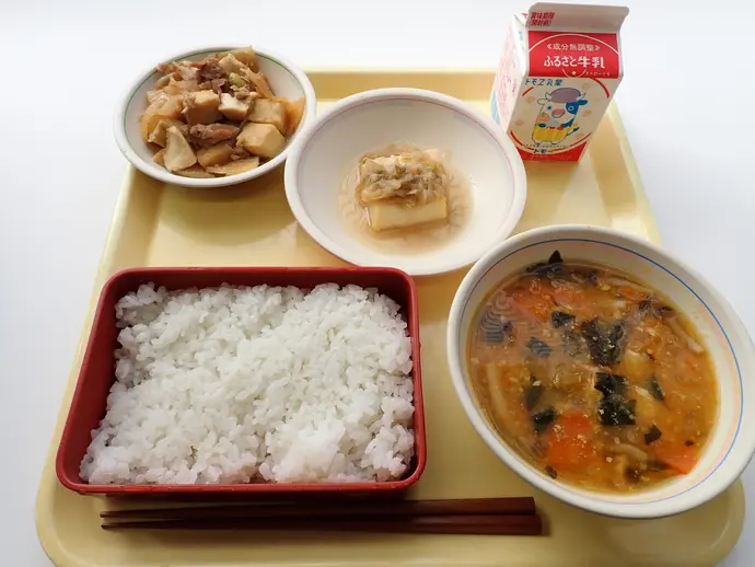写真:11月12日(火曜)給食